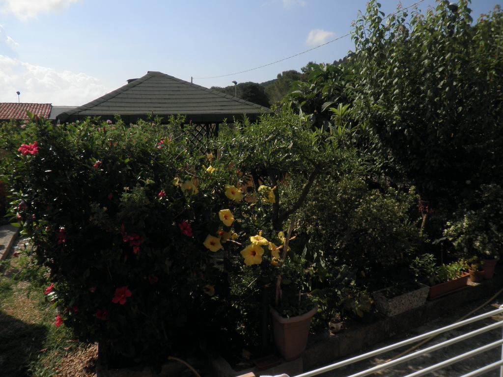 Appartamenti By The Hill Fertilia Exterior photo